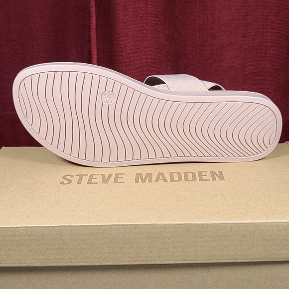 Steve Madden Rafa Elastic Banded Sandals - Picture 5 of 5